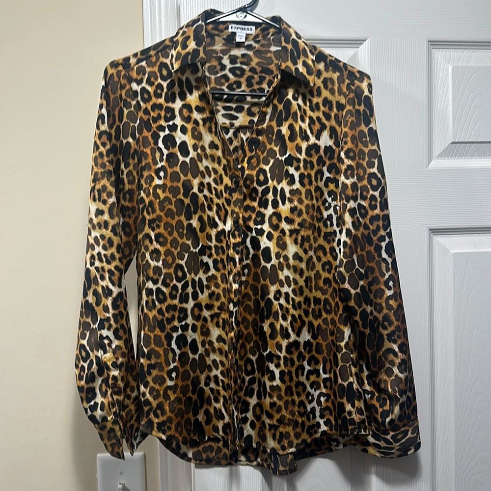 Express leopard print blouse size small